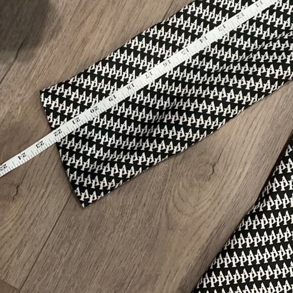 Adrianna Papell Woman Black Classic White Logo Monogram 100% Silk Blazer Size 24 - Picture 8 of 8